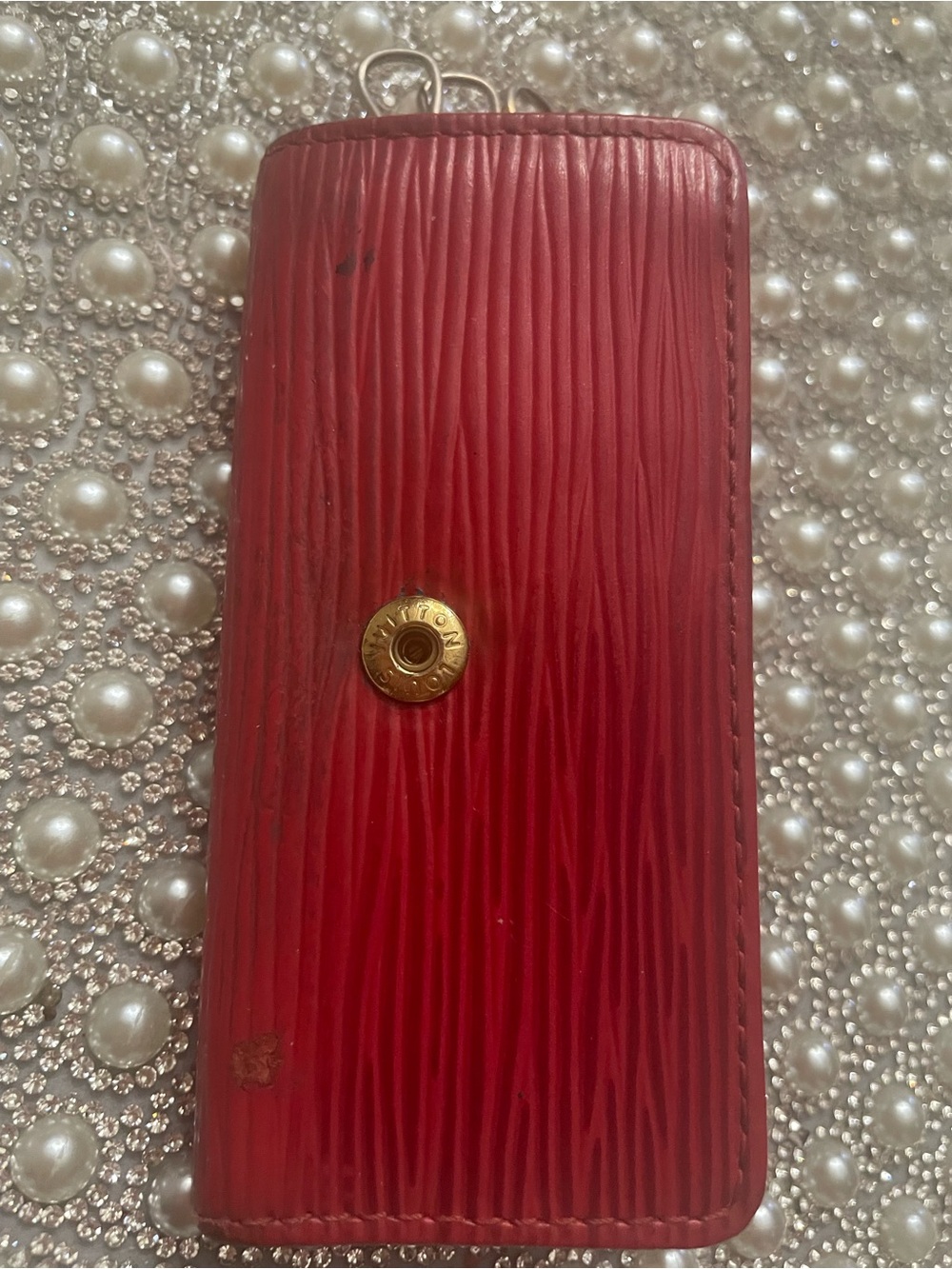 Louis Vuitton Red Textured Leather Key & Card Holder - Picture 6 of 6